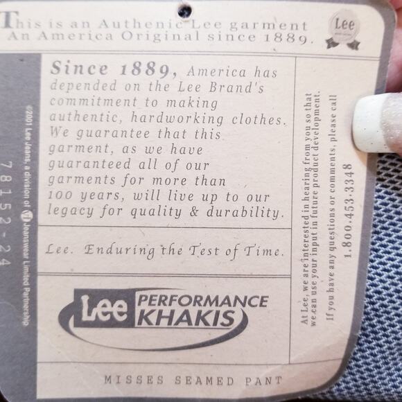 NWT Women’s Lee Performance Khaki Pants Seamed Straight Leg 100% Cotton SZ 12 - Picture 14 of 15